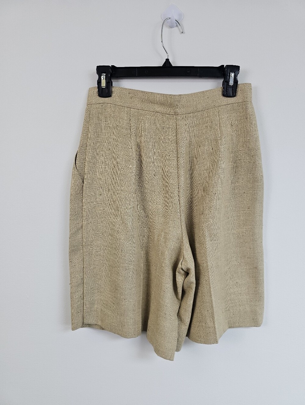 Old Money Linen Like High Wasted Pleated Longer Shorts Minimalist Sttle - Picture 5 of 5